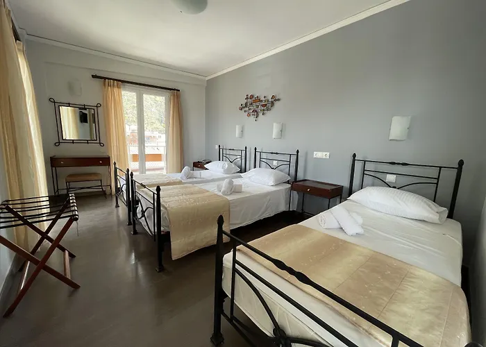 纳夫普利亚酒店